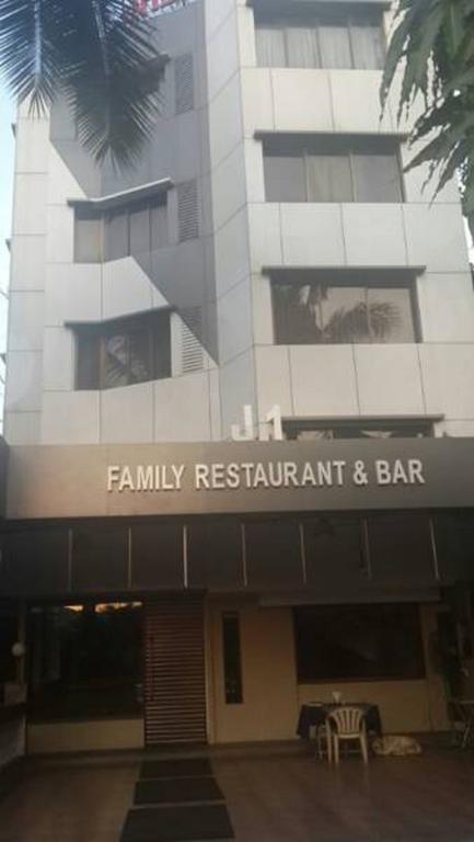 Hotel Jalaja Heritage Thane Buitenkant foto
