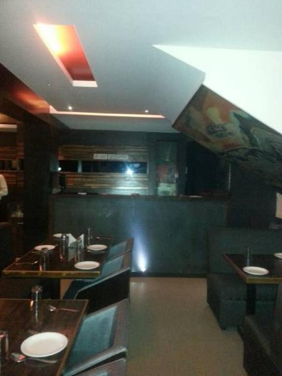 Hotel Jalaja Heritage Thane Buitenkant foto