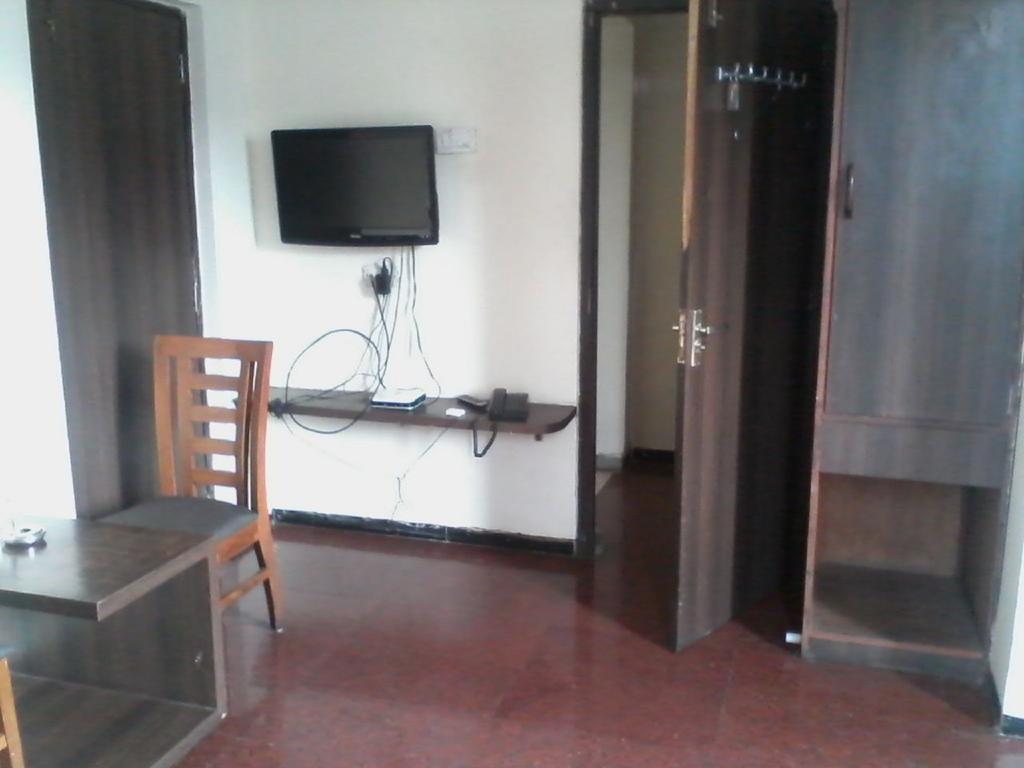 Hotel Jalaja Heritage Thane Buitenkant foto